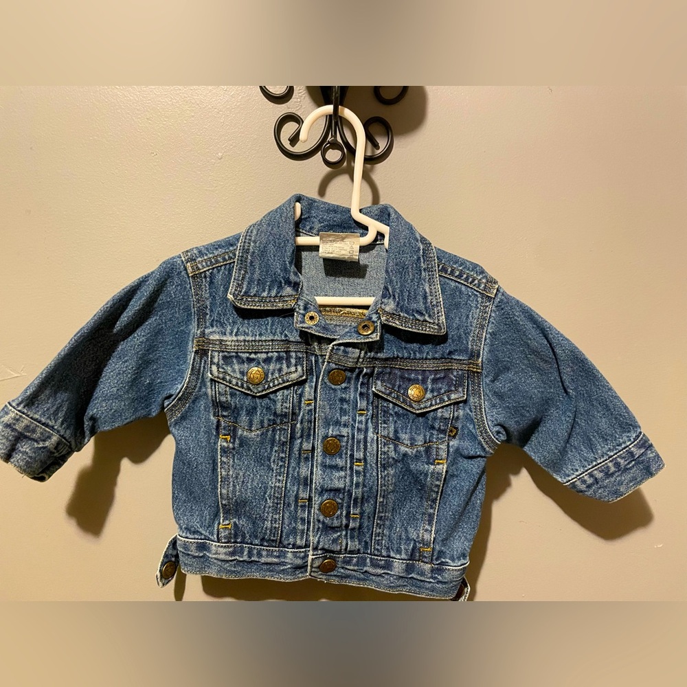 Girls infants denim jacket w/ adjustable waist Faded Glory size 6/9 months